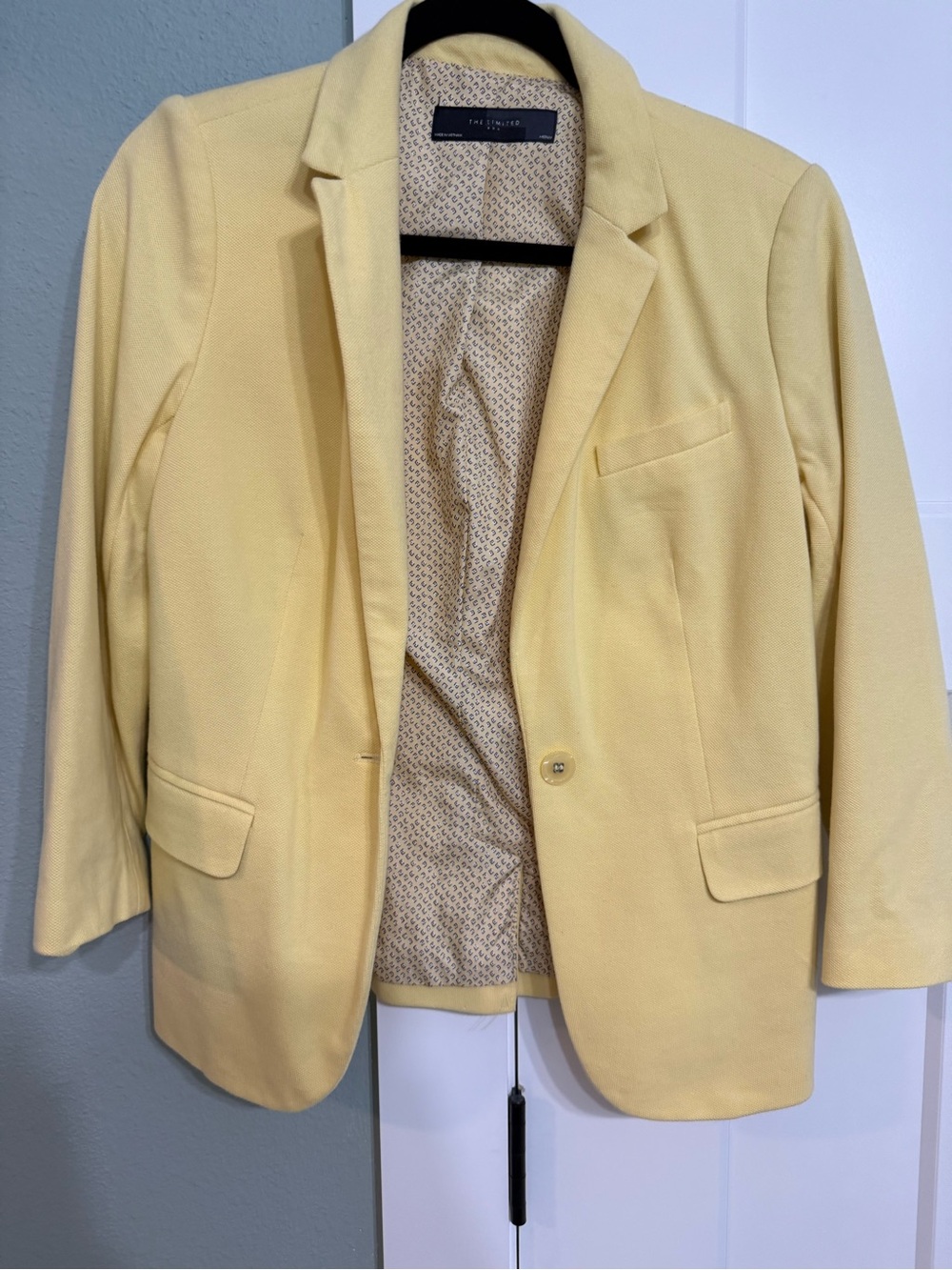 The Limited Pale Yellow Single-Button Women's Blazer